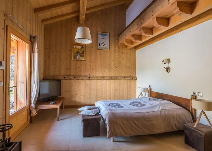 Chantemerle 1741, D'hotes A La Montagne Bed & Breakfast 3*