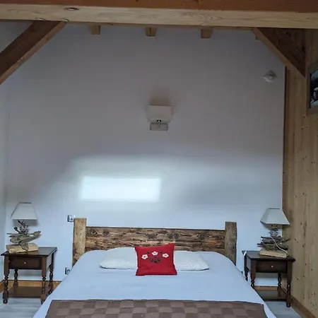 Bed & Breakfast Chantemerle 1741, D'hotes A La Montagne Sallanches