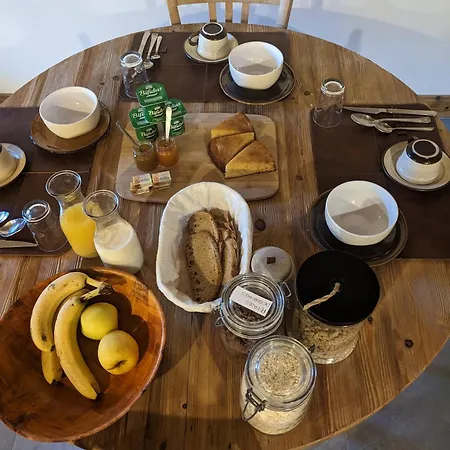 Bed & Breakfast Chantemerle 1741, D'hotes A La Montagne Sallanches