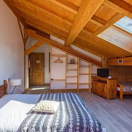 Bed & Breakfast Chantemerle 1741, D'hotes A La Montagne Sallanches