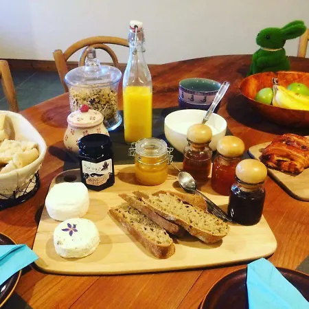 Bed & Breakfast Chantemerle 1741, D'hotes A La Montagne *